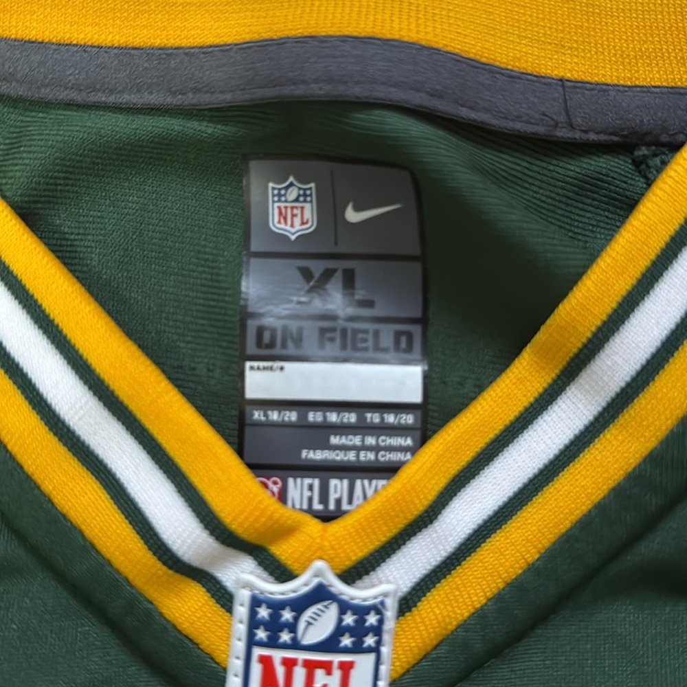 Green Bay Eddie Lacy Jersey - Picture 2 of 4